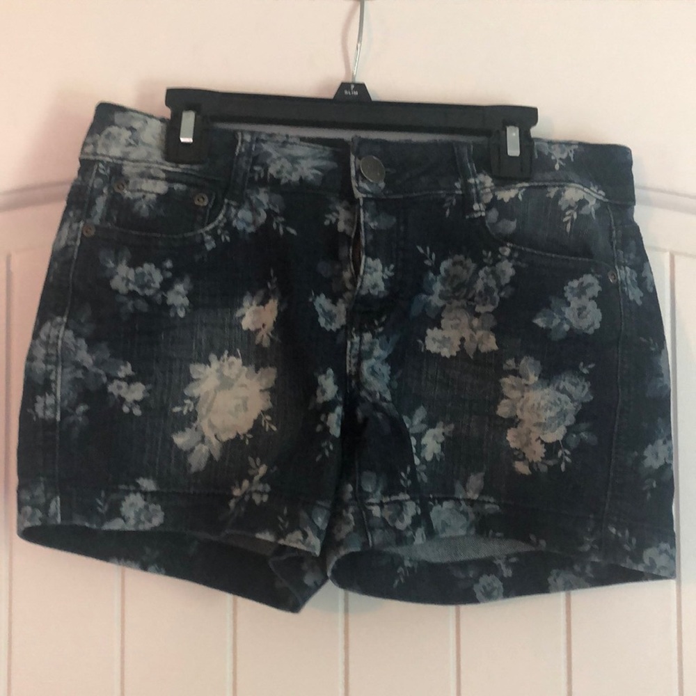 Maurices floral denim shorts